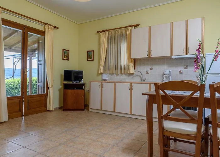 Vakantiehuis Leonidas Xinovrisi